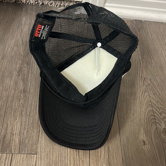 Smiley Face Baseball Cap - Picture 3 of 3